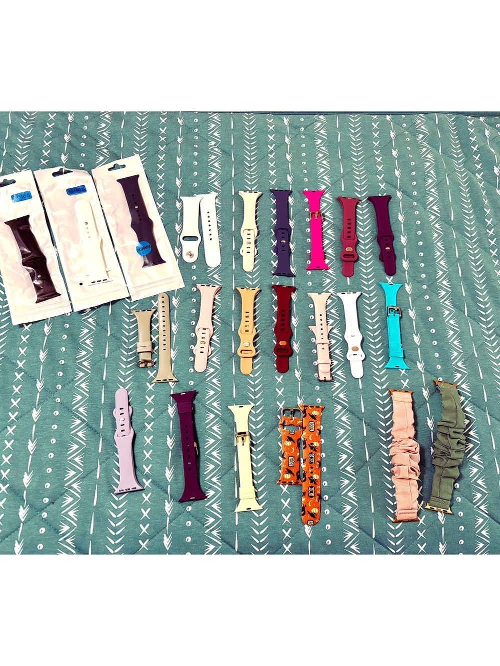 22 Assorted Silicone and Fabric Apple Watch Bands - Multiple Colors